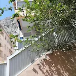 Maksim Apartman *